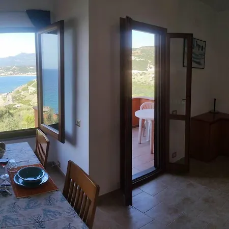 Zafiro House *